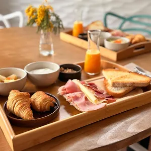 la-fonda-cadaques.catalonia-hotels.com/