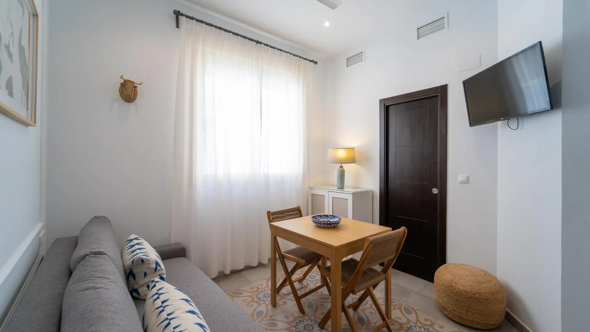Hotel La Siesta De Picasso Málaga 2*,  Spagna